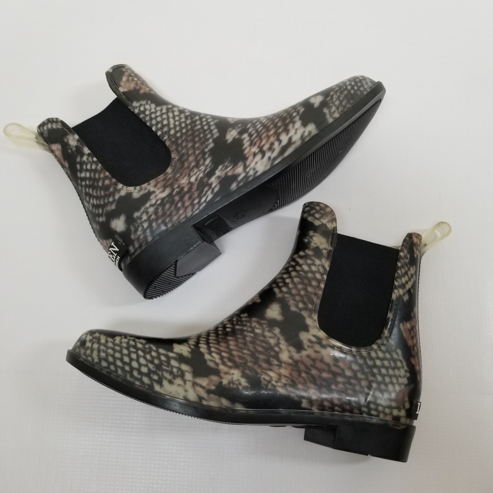 Lauren Ralph Lauren Rain Boots Size 7 - Picture 5 of 10